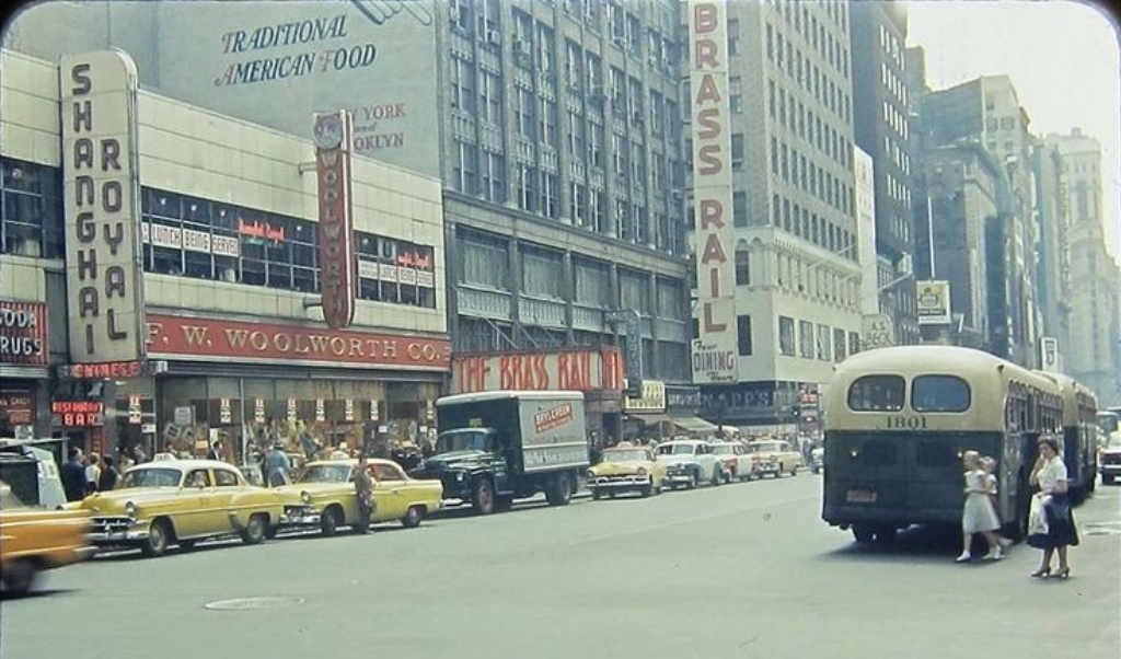 9d3294454eb33e59b8da28e70cb4336e--city-photography-vintage-photography.jpg